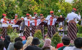 Peringati Harkitnas, Yogyakarta Royal Orchestra Pentas di Halaman DPRD DIY