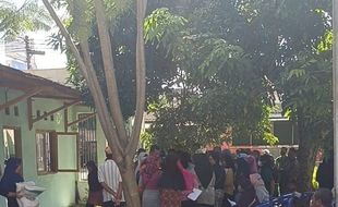 Aula Penuh Barang Warga Pepe Kena Eksekusi Tol, Pemdes Ngawen Klaten Bingung