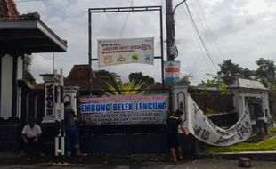 Protes Bau Embung Telek Ayam, Warga Winong Boyolali Berdatangan ke Balai Desa