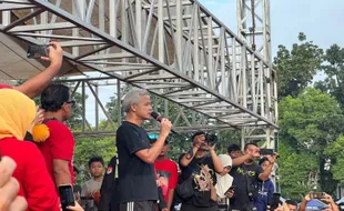 Olahraga di Jember, Ganjar Pranowo Ingatkan Warga Bijak Bermedia Sosial