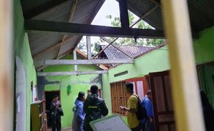 Angin Kencang Terjang Bejiharjo Gunungkidul, 18 Rumah & 1 Gedung PAUD Rusak