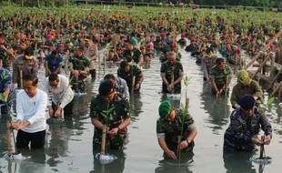 Bantah Hubungan Buruk, Jokowi Belum Respons Rencana Kunjungan Surya Paloh