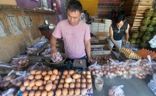 Harga Telur Ayam di Wonogiri Masih Mahal Rp29.000/Kg, Permintaan juga Tinggi