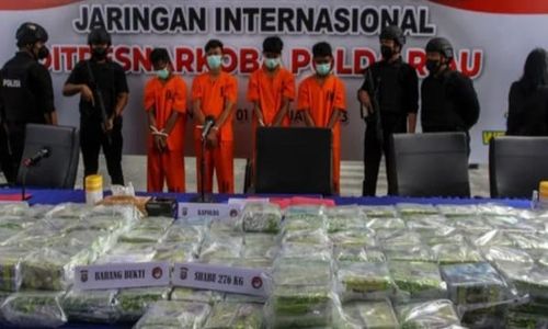 Kendalikan 411 Kg Sabu-sabu, Satu Keluarga di Riau Diringkus di Johor Malaysia