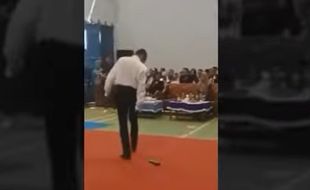 Viral! Sol Sepatu Copot saat Wisuda, Siswa Banyumas Ditawari Jadi Bintara TNI