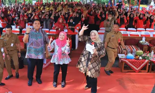 Bupati Sragen Kerap Acungkan 3 Jari, ASN Dikhawatirkan Tak Netral