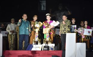 Singkirkan 40 Finalis, Hosea Lintang & Aeyske Dyah Duta Wisata Salatiga 2023