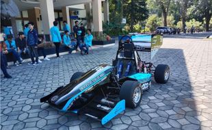 Mobil Formula UNS Siap Berangkat Lagi ke Jepang