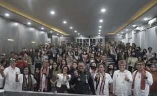 Hadiri Studium Generale UKSW, Pj Wali Kota Sinoeng Ulas Pemimpin Kekinian