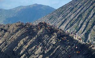 10.142 Wisatawan Kunjungi Gunung Bromo saat Momen Liburan Iduladha