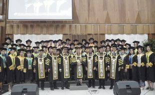 Dilepas Rektor UKSW Salatiga, 901 Wisudawan Siap Kembangkan Creative Minority