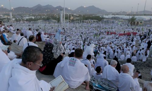 Hari Ini Jemaah Haji Berwukuf di Arafah