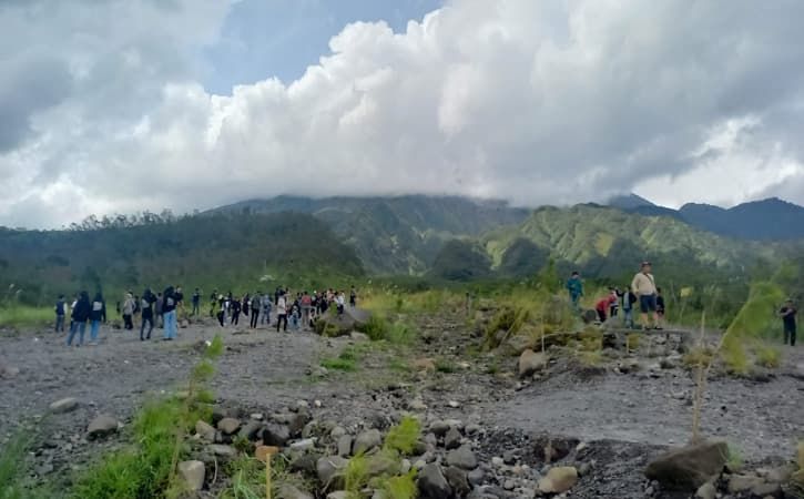 Pertarungan 2 Orang Sakti pada Asal-Usul Gunung Merapi