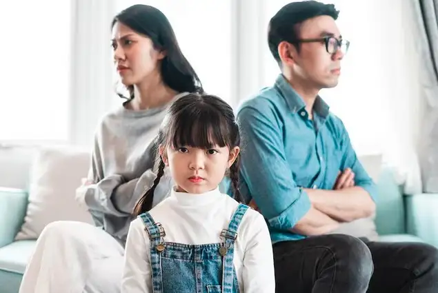 Orang Tua Terpaksa Bercerai, Pastikan Anak Dapat Hal Ini