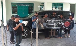 Gegara Sertifikat Tanah, Warga Geruduk Kantor Kalurahan Maguwoharjo