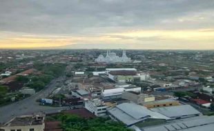 Swiss-Belhotel Solo Tawarkan View Masjid Sheikh Zayed, Segini Tarif Kamarnya