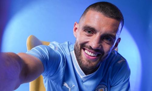 Mateo Kovacic Resmi Berseragam Manchester City