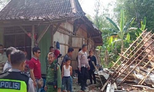 Innalillahi! Pasutri Lansia di Grobogan Tertimpa Rumah, Istri Meninggal