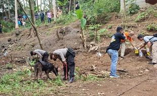 Pelaku Ngaku Kubur 7 Bayi, Polresta Banyumas Kembali Lakukan Pencarian Kerangka