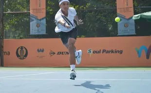 Rifqi Fitriadi Lolos ke Semifinal Harum Energy Mens World Tennis Tour