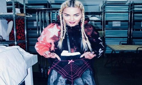 Madonna Pertahankan Rekor Dunia sebagai Artis Wanita dengan Rekaman Terlaris