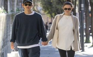 Selamat! Anak Song Joong Ki dan Katy Louise Saunders Lahir