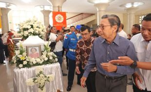 Mantan Wantimpres Meninggal, Sejumlah Tokoh Nasional Beri Penghormatan Terakhir