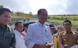 Korupsi BTS Kominfo Seret Menpora Dito, Presiden Jokowi Enggan Berkomentar