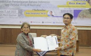 Dekatkan Budaya & Bahasa Indonesia, PBSI UMS Hadirkan Pengajar BIPA Australia