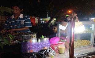 Solo Surganya Kuliner, Ragam Makanan Tersedia Siang hingga Malam