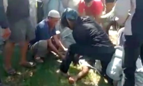 Viral Penerjun Payung TNI AU Jatuh di Rumah Warga, Alhamdulillah Selamat