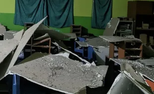 Innalillahi... 3 Sekolah & 111 Rumah di Wonogiri Rusak akibat Gempa Bantul