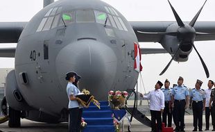 Menhan Prabowo Serahkan Unit Kedua Pesawat C-130J Super Hercules ke TNI AU