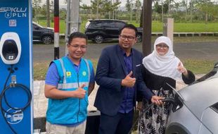 Dukung Green Tourism, PLN Hadirkan SPKLU Pertama di Wisata Pangandaran