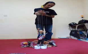 Pradipta Seniman Marionette Salatiga, Sulap Bahan Bekas Jadi Boneka Berkelas