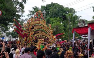 Solo Batik Carnival 2023 Tetap Berlangsung Meriah meski Tanpa Sambutan Pejabat