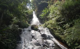 Tradisi Susuk Wangan dan Cerita Penemuan Air Terjun di Tengah Hutan Wonogiri