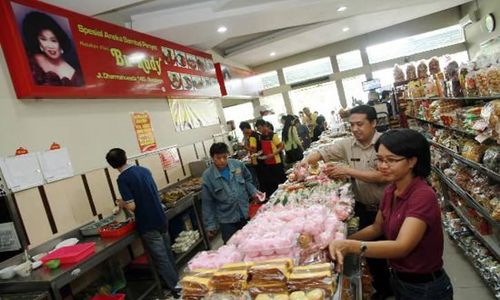 Berawal dari Jualan Pecel Madiun, Bu Rudy Kini Sukses Bangun Bisnis Kuliner