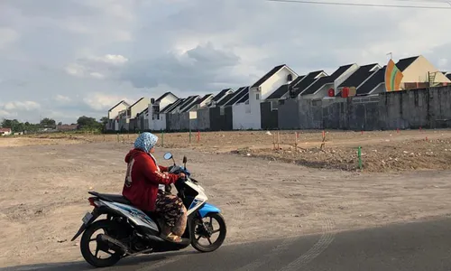 10 Menit dari Solo, Harga Tanah di Tepi Jalan Raya Gentan Capai Rp15 Juta/Meter