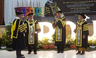 2 Guru Besar Baru Dikukuhkan, UKSW Menuju Entrepreneurship Research University