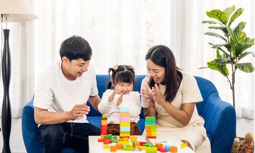 Orang Tua Harus Terlatih dalam Mengasuh Demi Pertumbuhan Anak