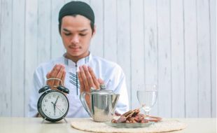 Niat Puasa Ramadan Sebulan Penuh, Lengkap dengan Aturan Membacanya