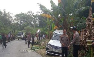 Kecelakaan Karambol di Jatibarang Semarang, Truk Seruduk 3 Motor dan 1 Mobil