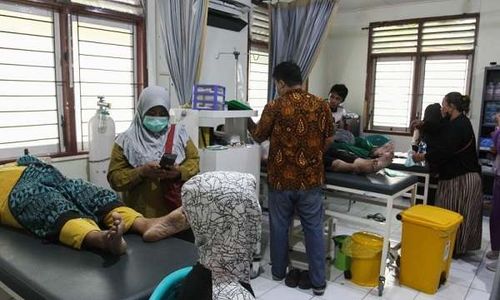 Duh! 71 Warga Surabaya Keracunan Massal Seusai Santap Daging Kurban