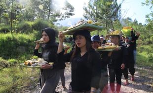 Kirab Pager Banyu, Cara Warga Lereng Merapi Klaten Merawat Sumber Air Tersisa