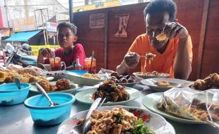 Enak & Murah, Warung Nasi Tumpang di Pedan Klaten Ini Kian Ramai saat Malam