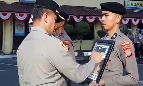 4 Polisi Dipecat, dari Mangkir Tugas Lebih dari 30 Hari hingga Jualan Narkoba