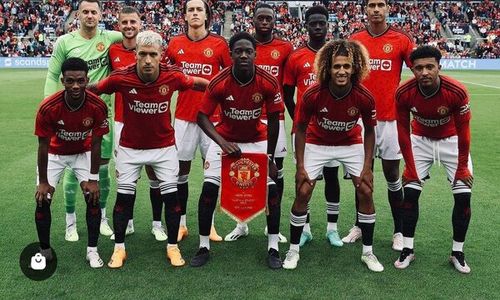 Manchester United Menang 2-0 Lawan Leeds di Laga Pramusim, Mount Jalani Debut