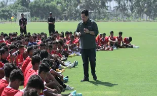 Mabes Polri Usut Dugaan Pungli Wasit, Erick Thohir Delegasikan ke Anak Buah