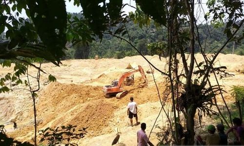 Menunda Pulang Lebaran, Pekerja Tambang Emas Ilegal Malah Tertimbun Longsor